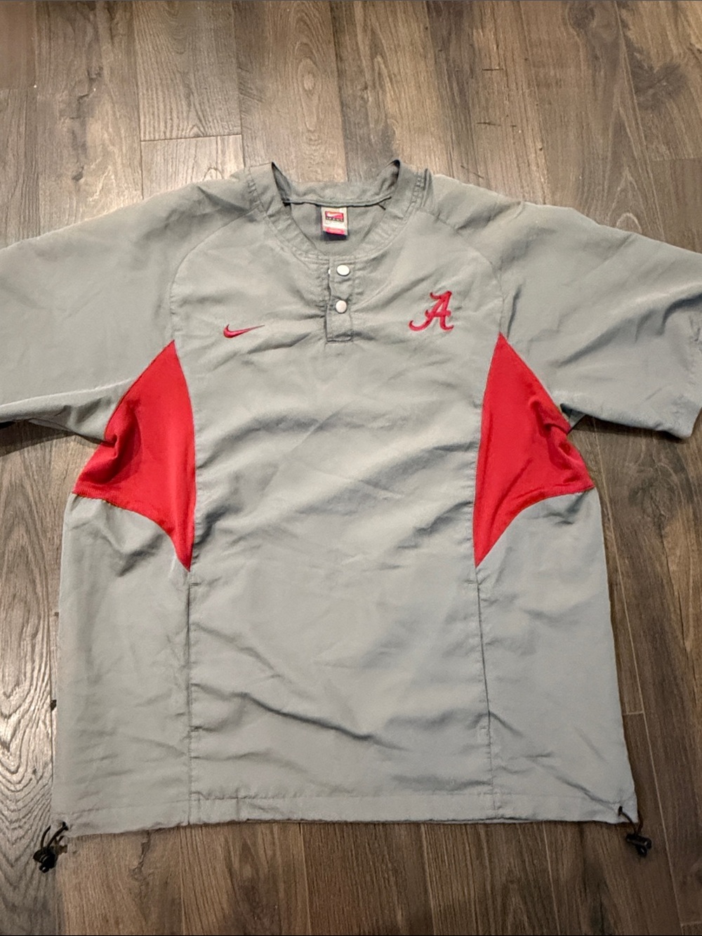 Nike Gray and Red Alabama Short-Sleeve Pullover